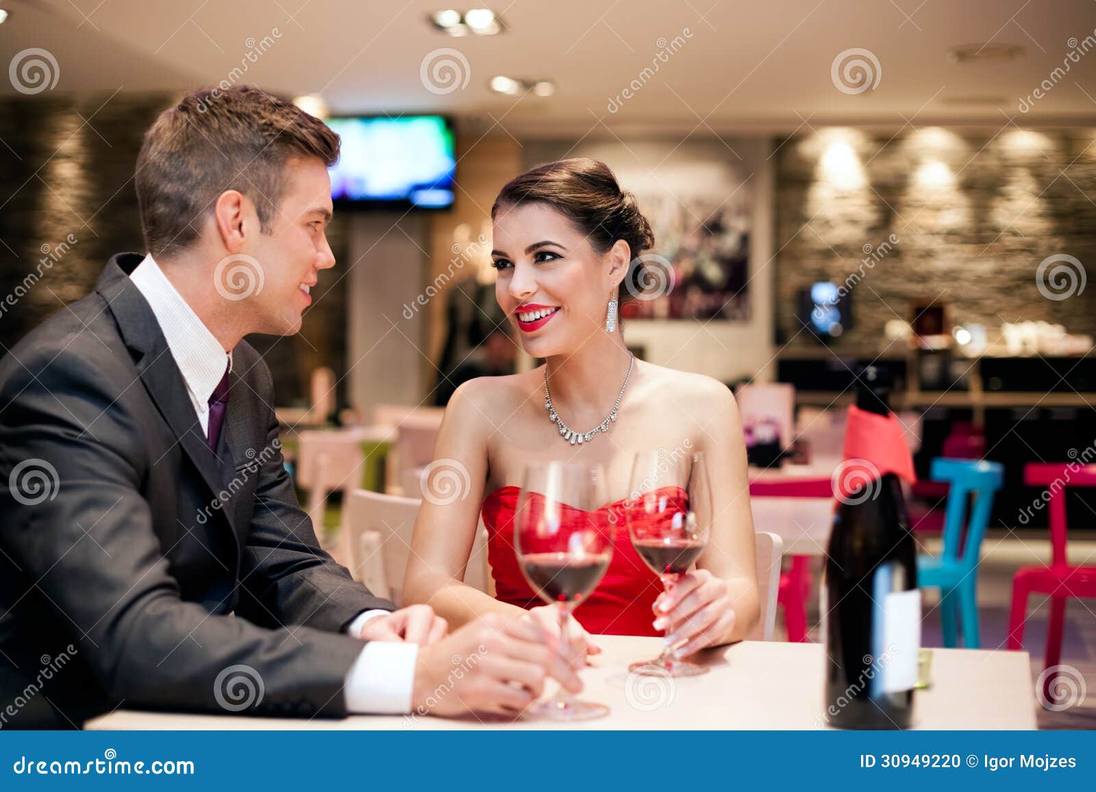 Sofia Day Review 2025: Ultimate And Independent Website Introduction